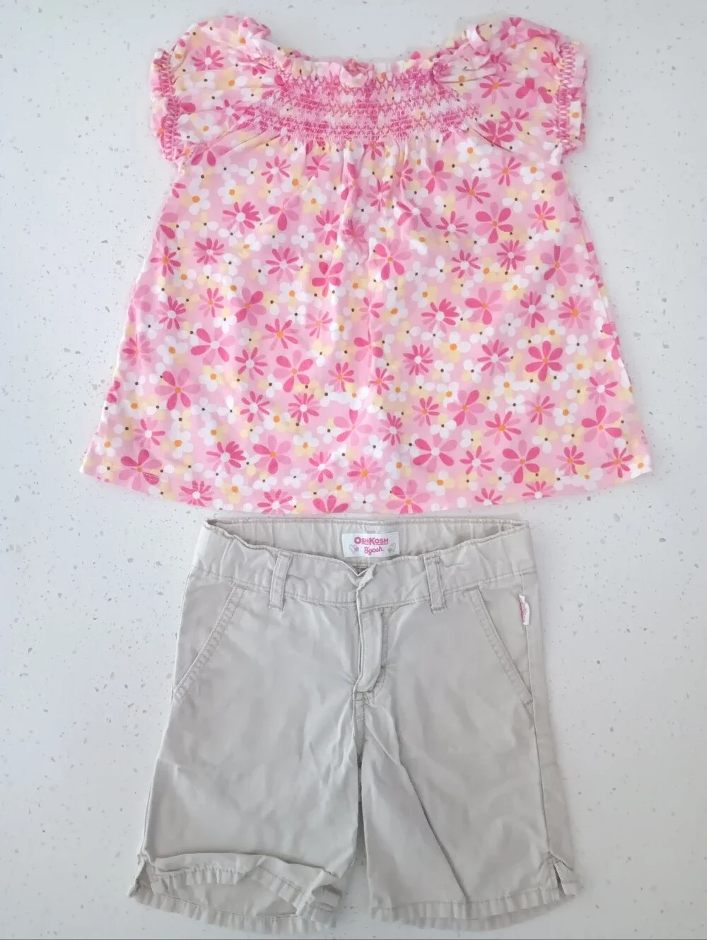 Girls' Osh Kosh B'gosh Pink Floral Blouse With Khaki Shorts Set Size 4